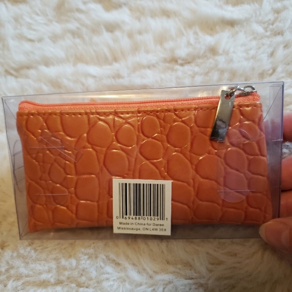 Witchcraft Make-up Brush and Bag Kit - Picture 2 of 3